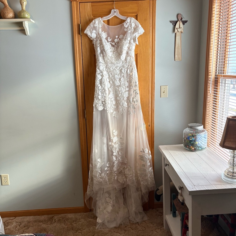 💙($1058) Melissa Sweet NWT wedding dress - Picture 7 of 12